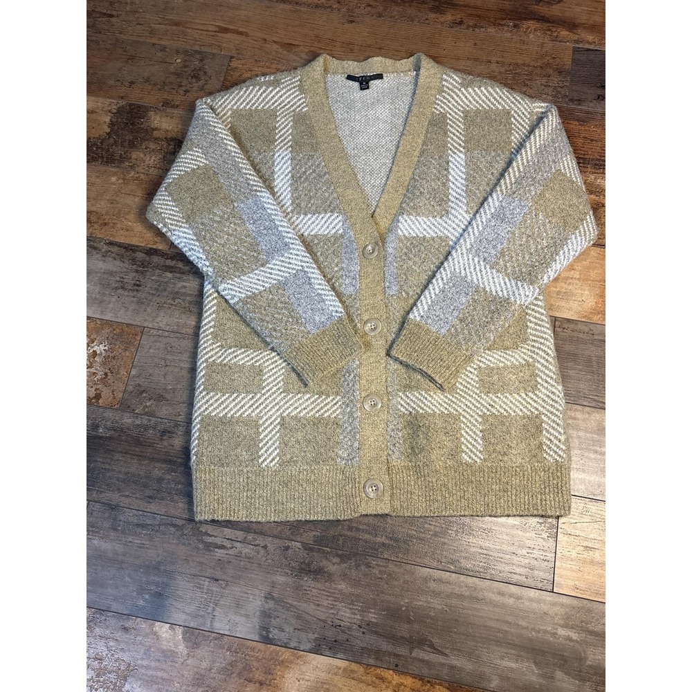 Cyrus Women's Button-Up Cardigan Sweater‎ Plaid